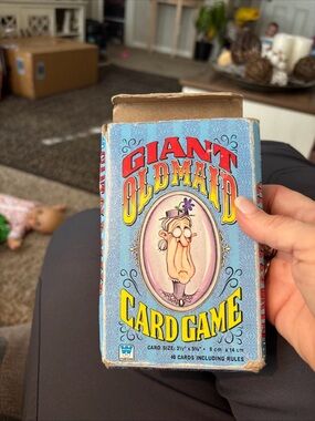 Whitman Giant Old Maid Card Game Vintage 40 Cards 3.5" x 5.5"